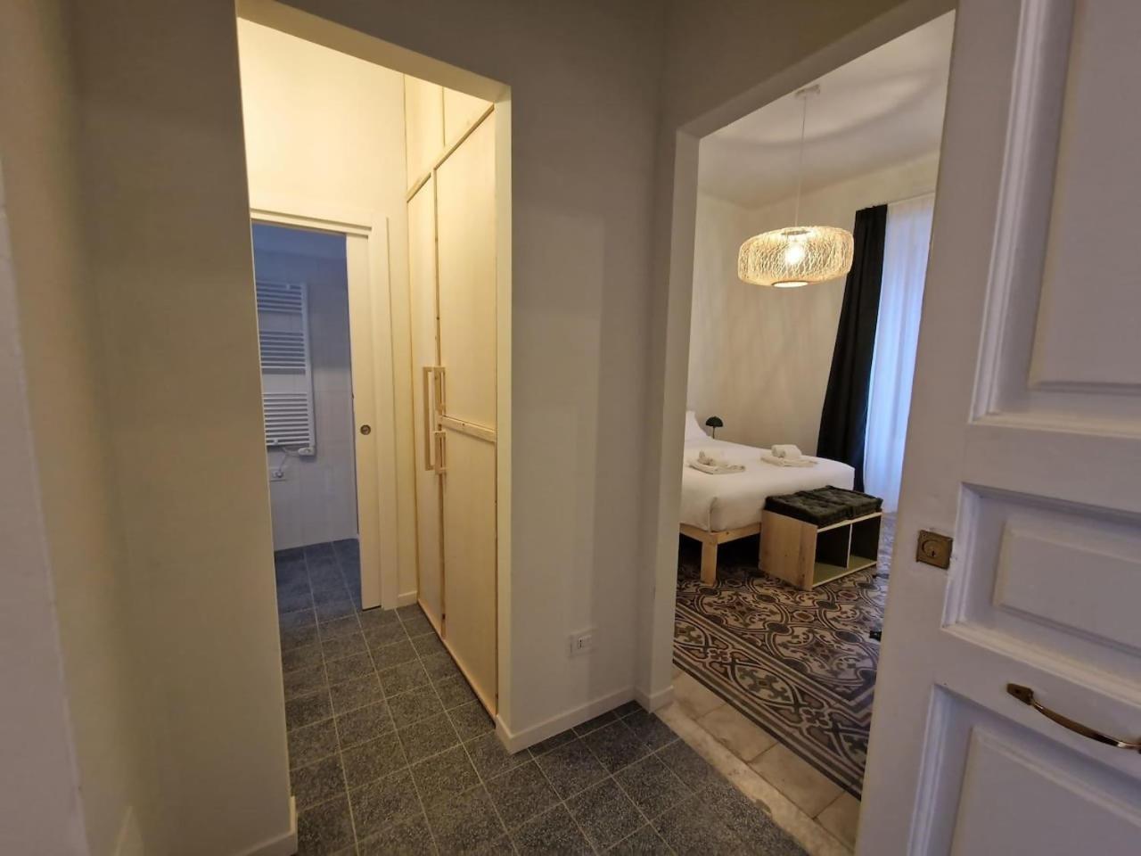 Lostabile Guesthouse & Coworking Bari Bagian luar foto