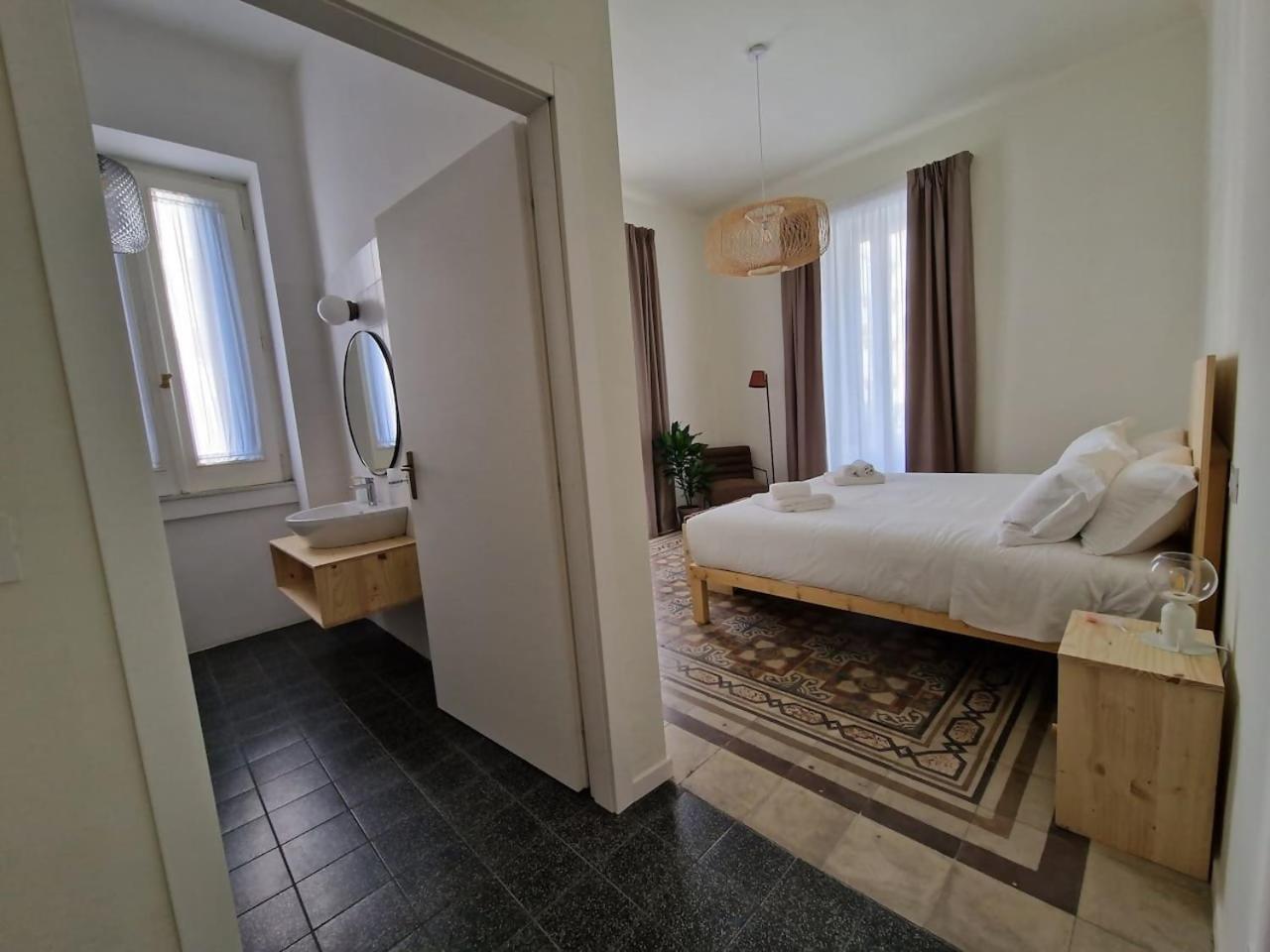 Lostabile Guesthouse & Coworking Bari Bagian luar foto