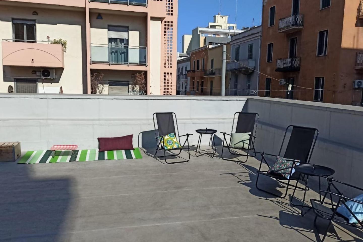 Lostabile Guesthouse & Coworking Bari Bagian luar foto