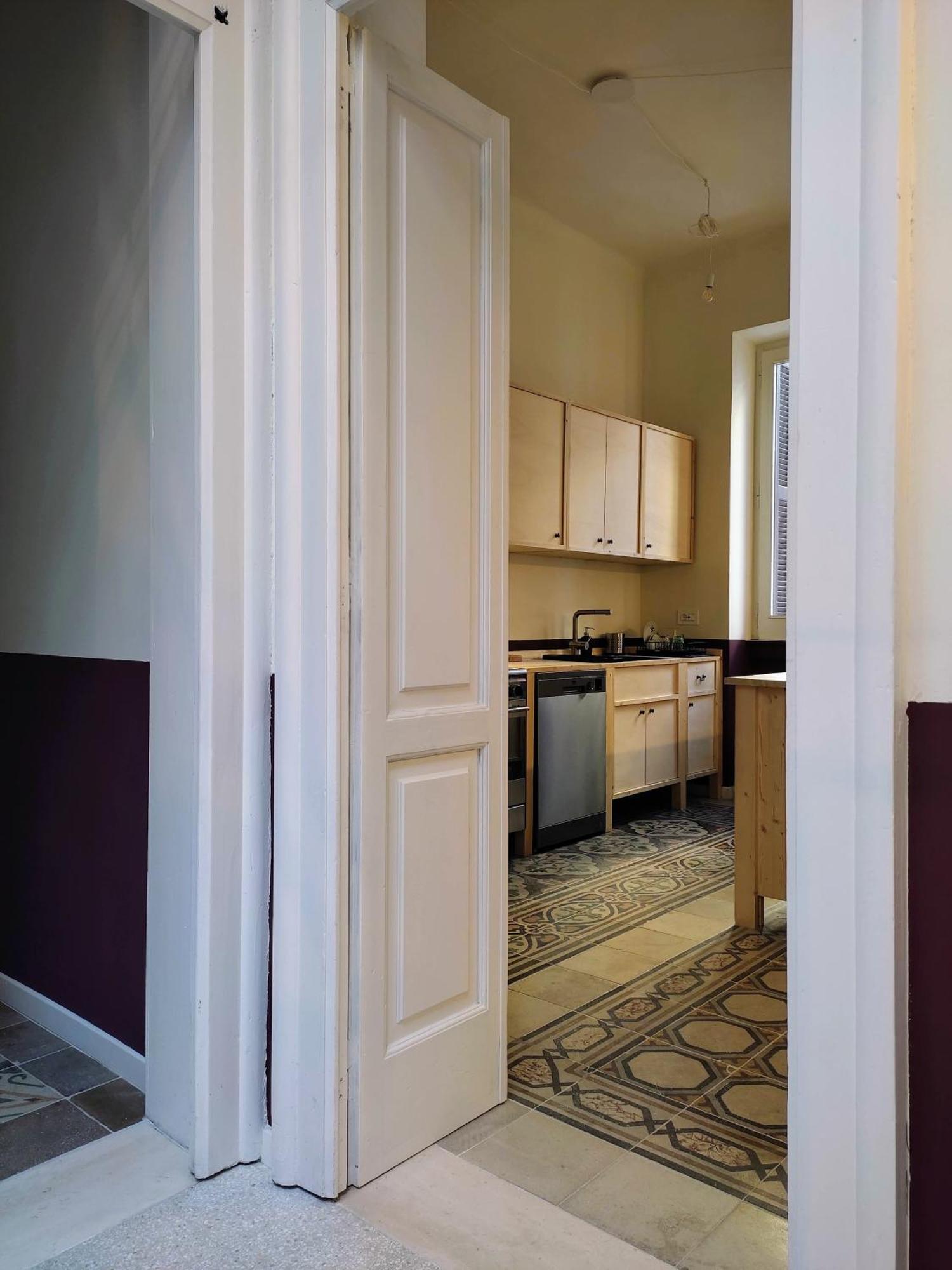 Lostabile Guesthouse & Coworking Bari Bagian luar foto