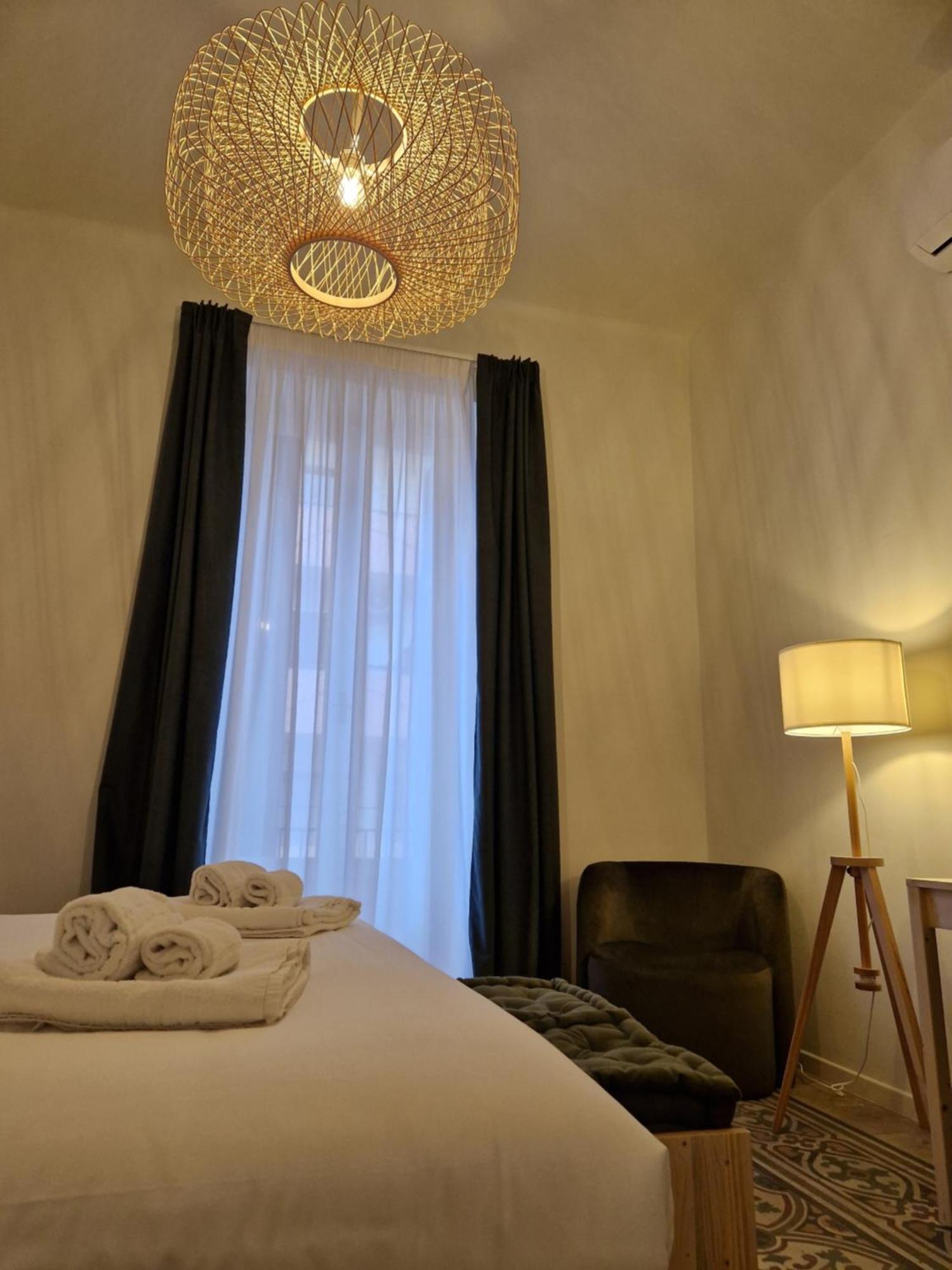 Lostabile Guesthouse & Coworking Bari Bagian luar foto