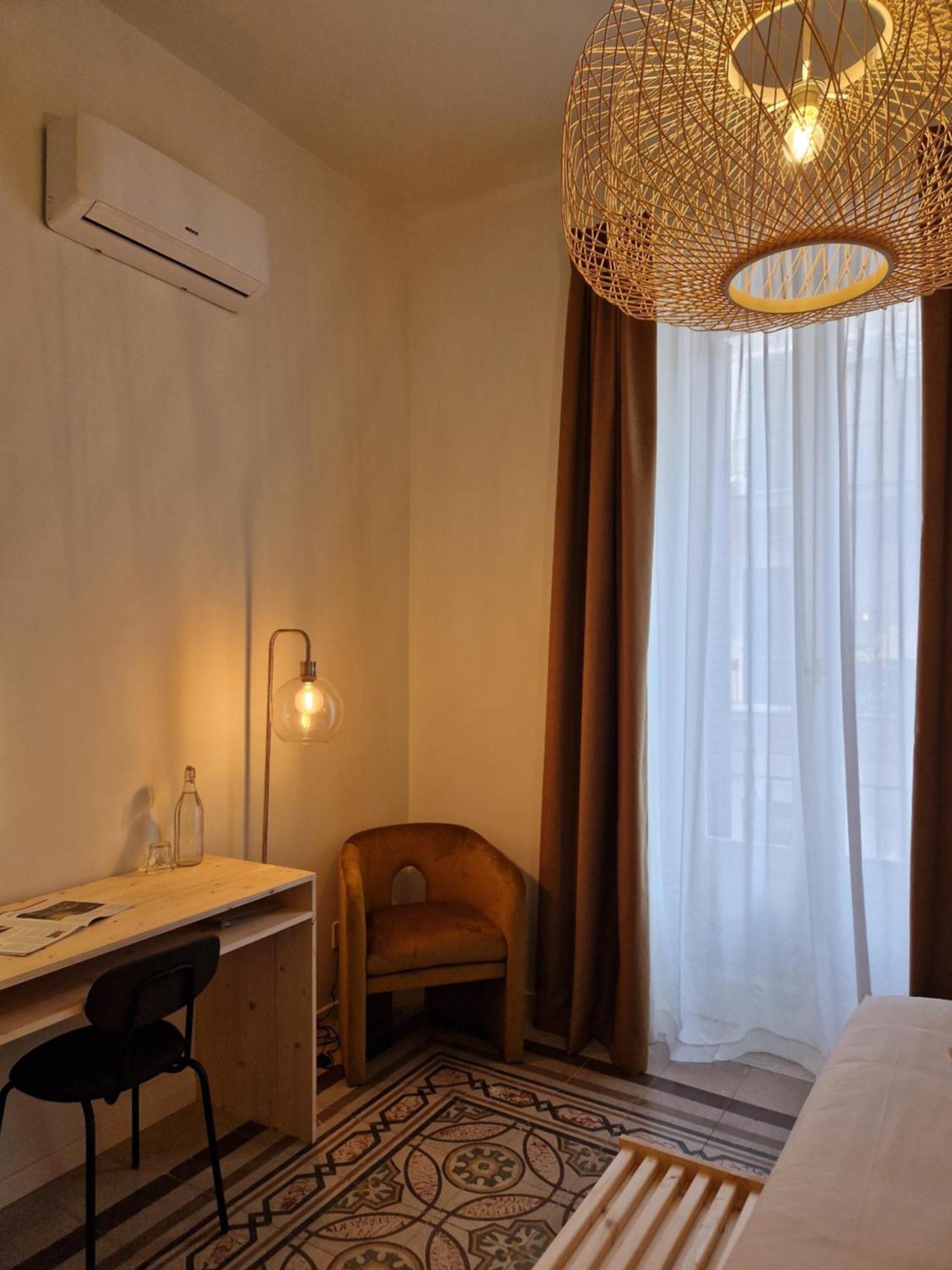 Lostabile Guesthouse & Coworking Bari Bagian luar foto